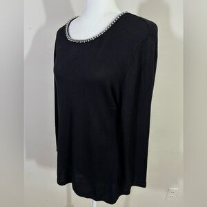 Verve Ami sz lg top black rhinestone accent on the neck front back 1/4 zip